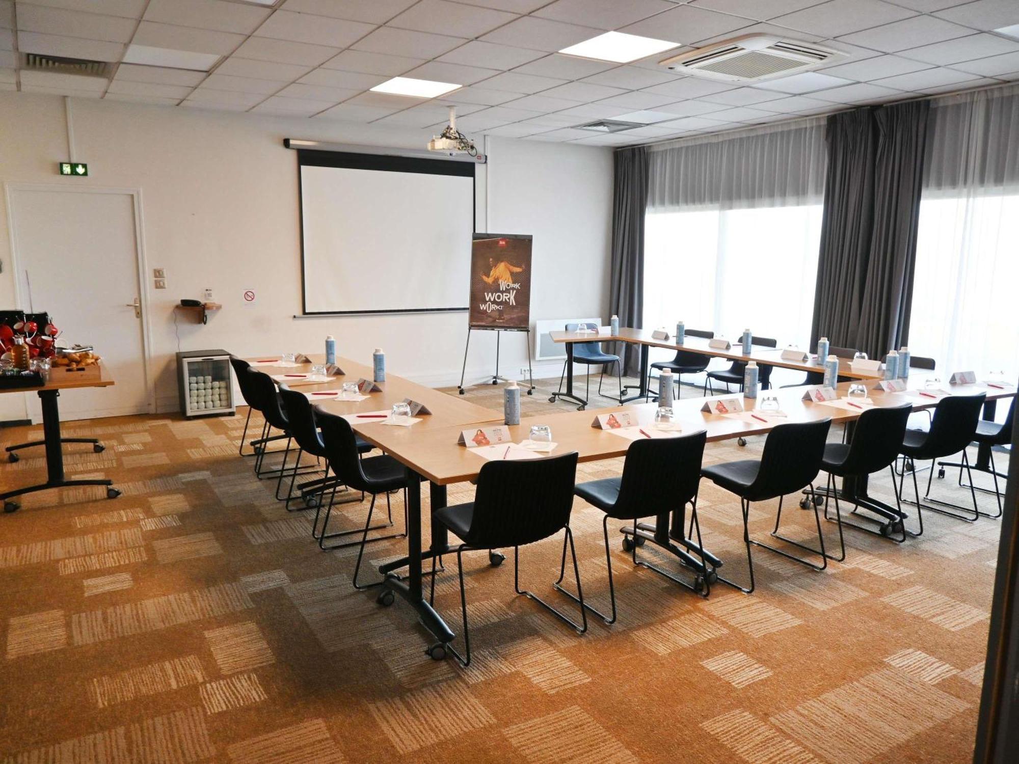 Ibis Laval Le Relais D'Armor Hotell Changé Exteriör bild
